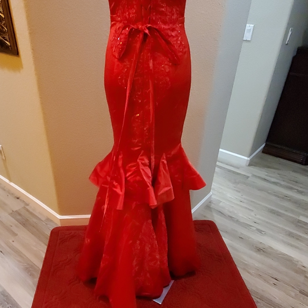 Red Formal Gown - Picture 8 of 8